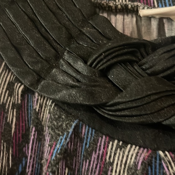 Top - Picture 4 of 5